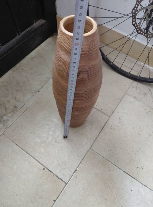 Jarra para flores em bom estado geral