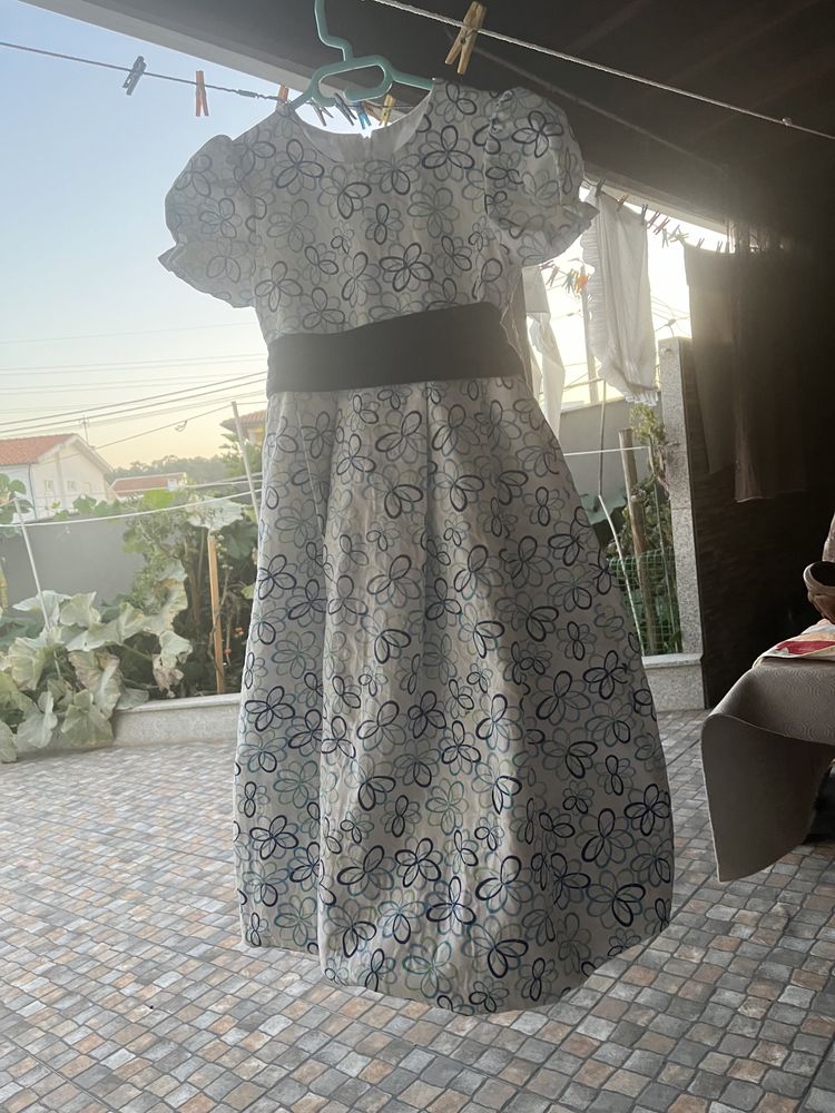 Vestido de festa usado apenas três vezes como novo