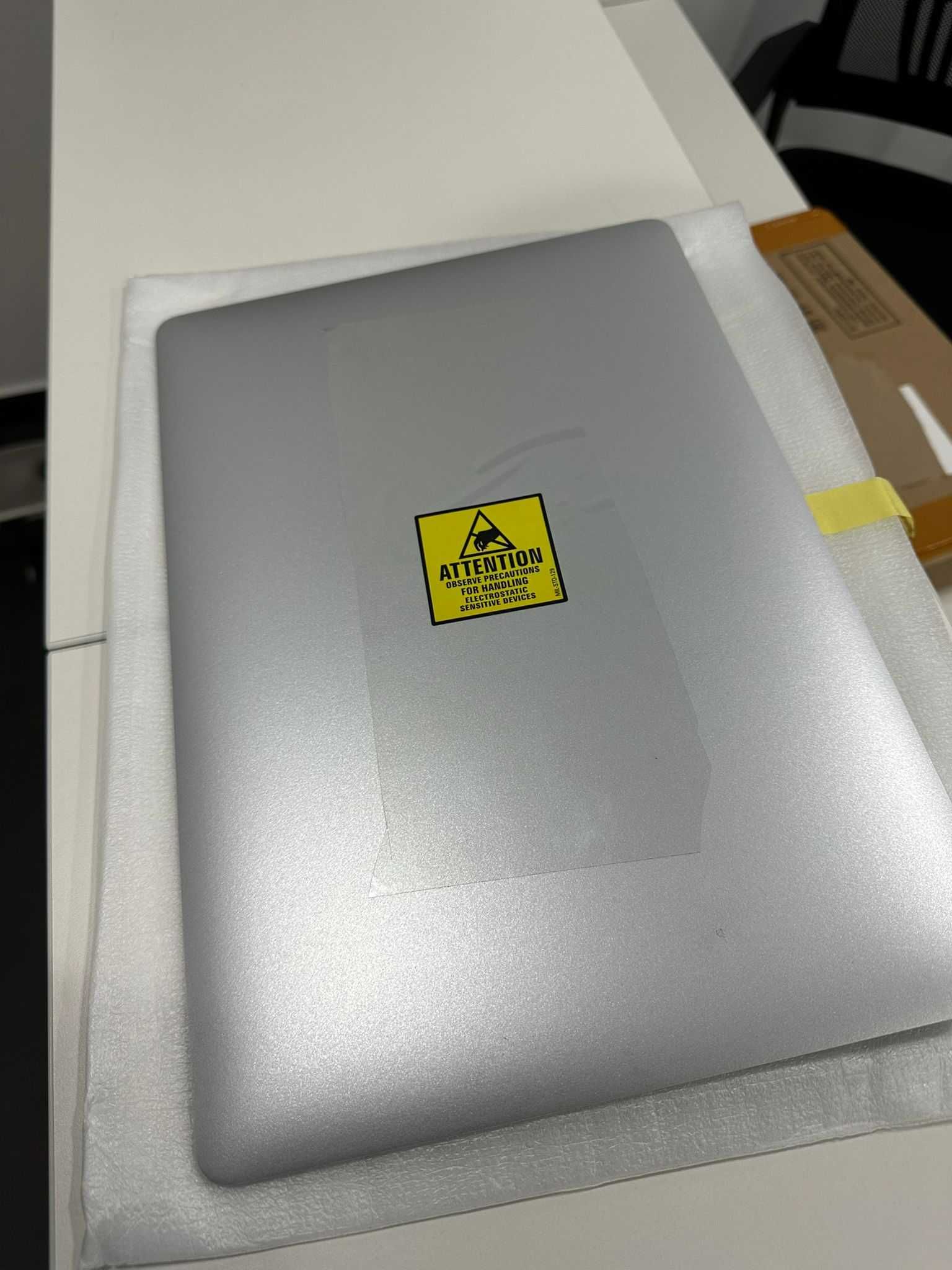 LCD Completo Space Gray  - Macbook PRO 15" A1990