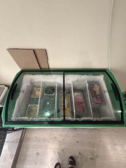 Морозильна вітрина , морозилка , морозильна ларь Juka