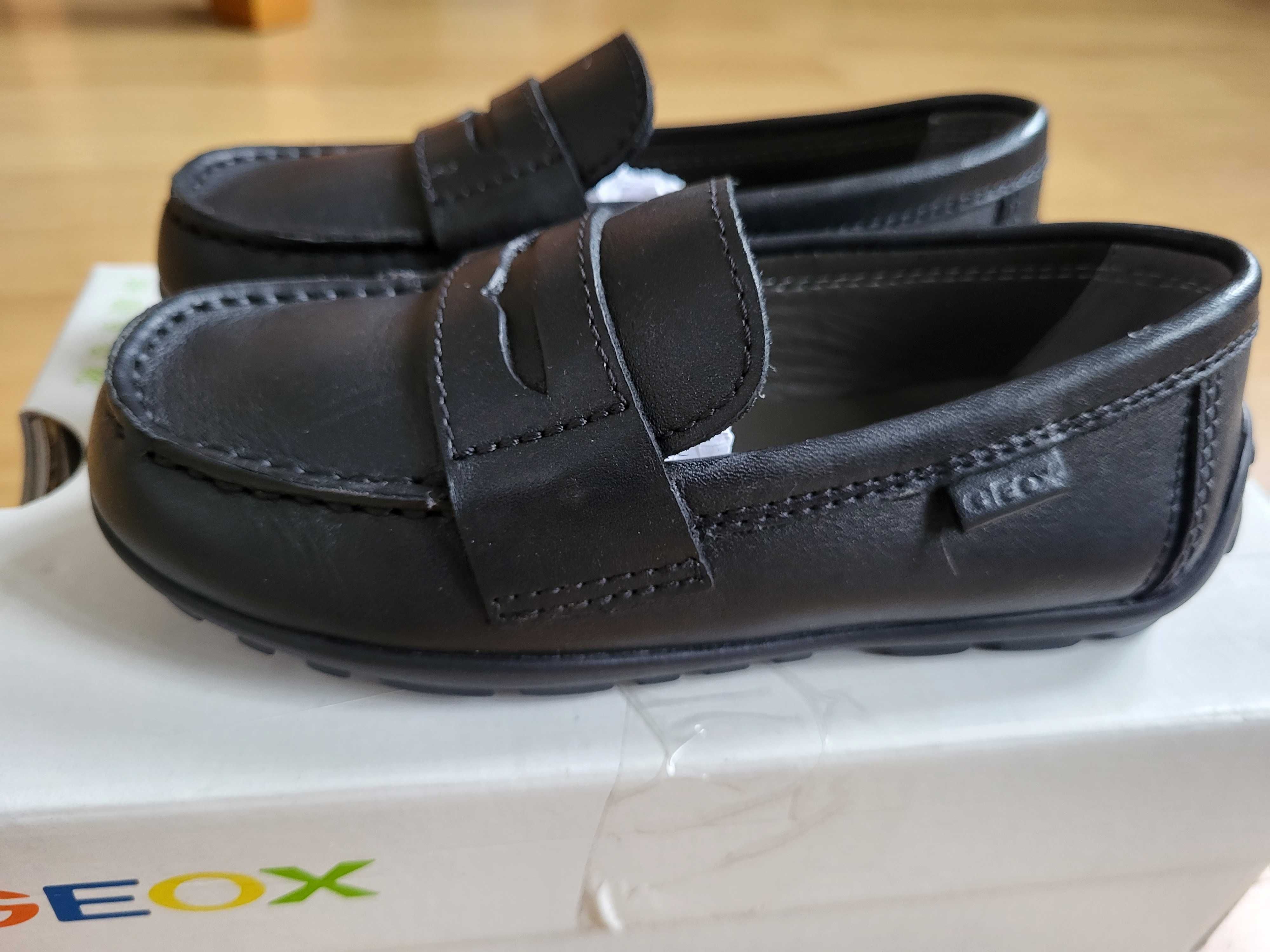 Geox New Fast Boy mokasyny buty chłopięce rozm 26