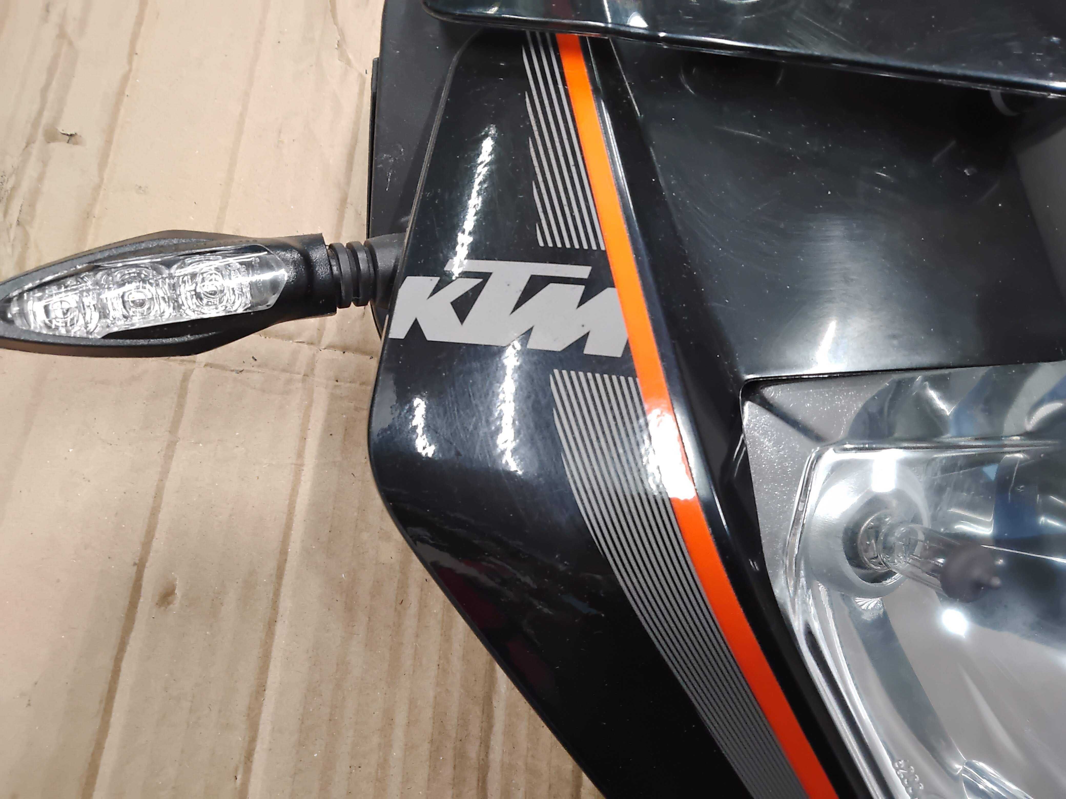 KTM Duke 690 R Reflektor Owiewka przednia Czasza kierunkowskaz Części