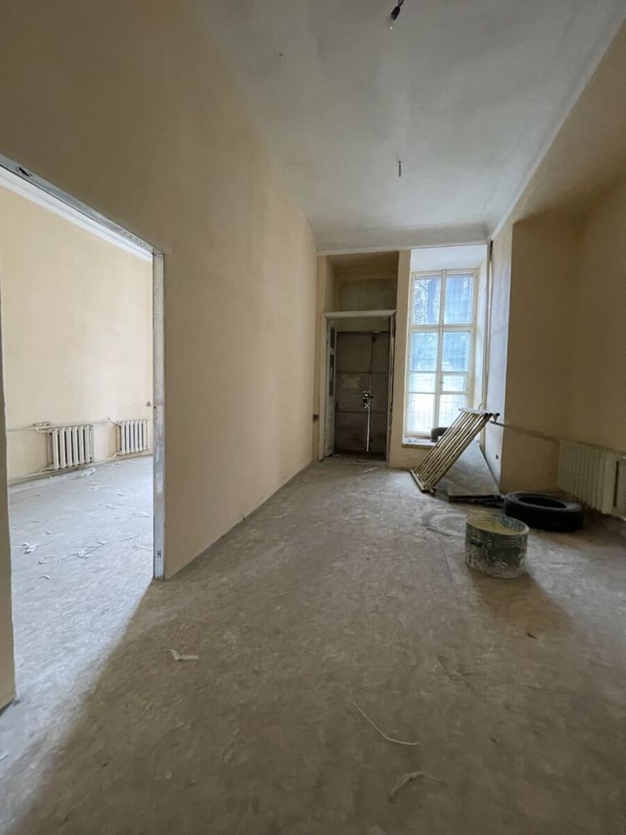 Фасадное помещение 91 м² на ул.Кузнечная