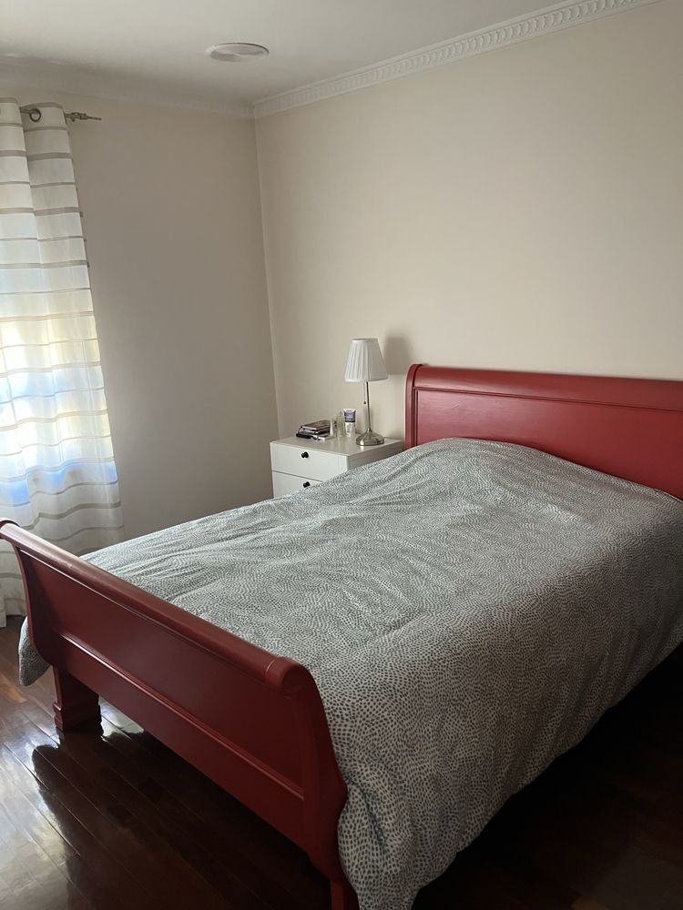 Cama de Casal em Madeira Maciça - Oferta colchão e estrado