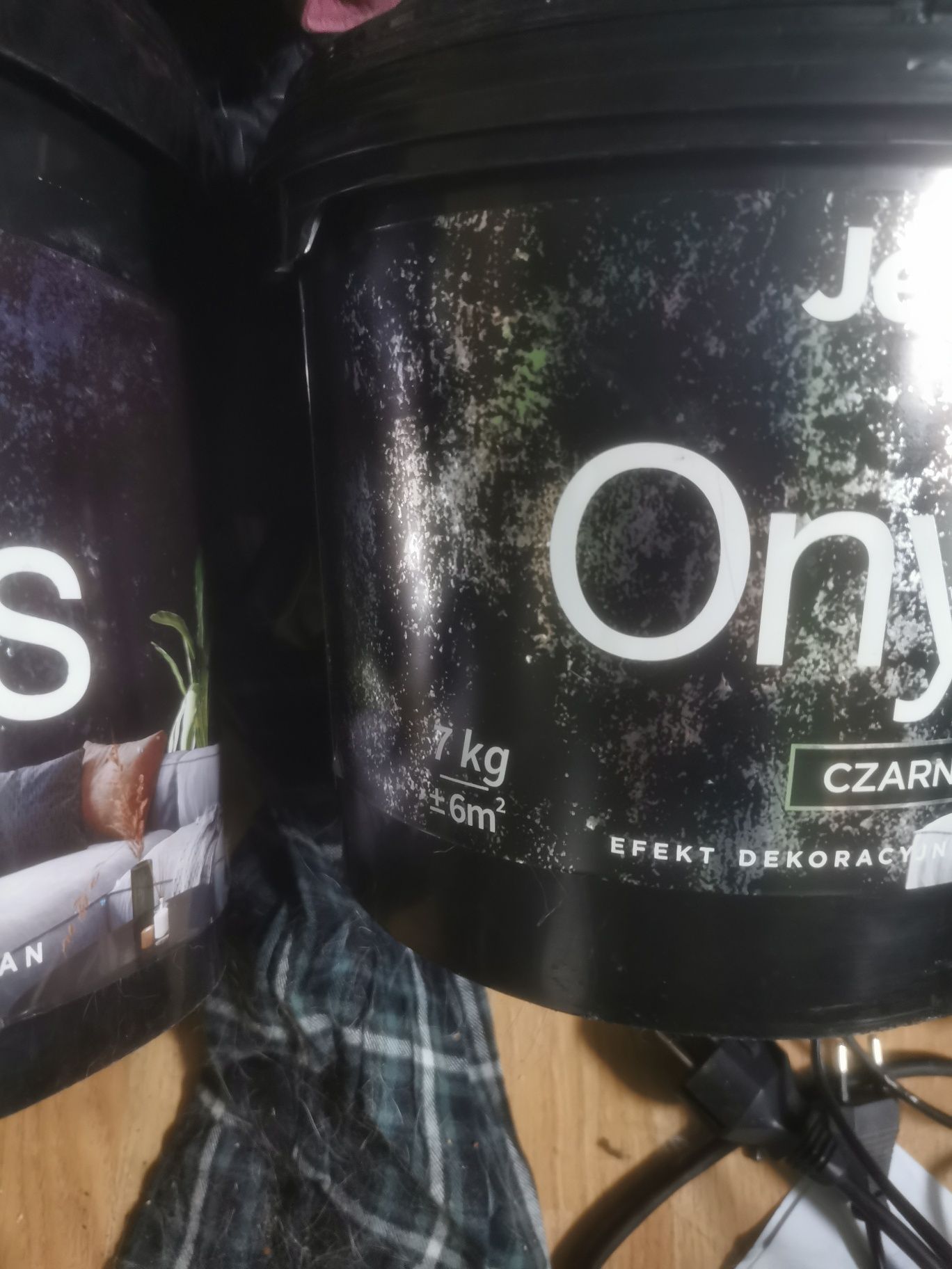 Farba Jeger onyks czarna do ścian, efekt dekoracyjny