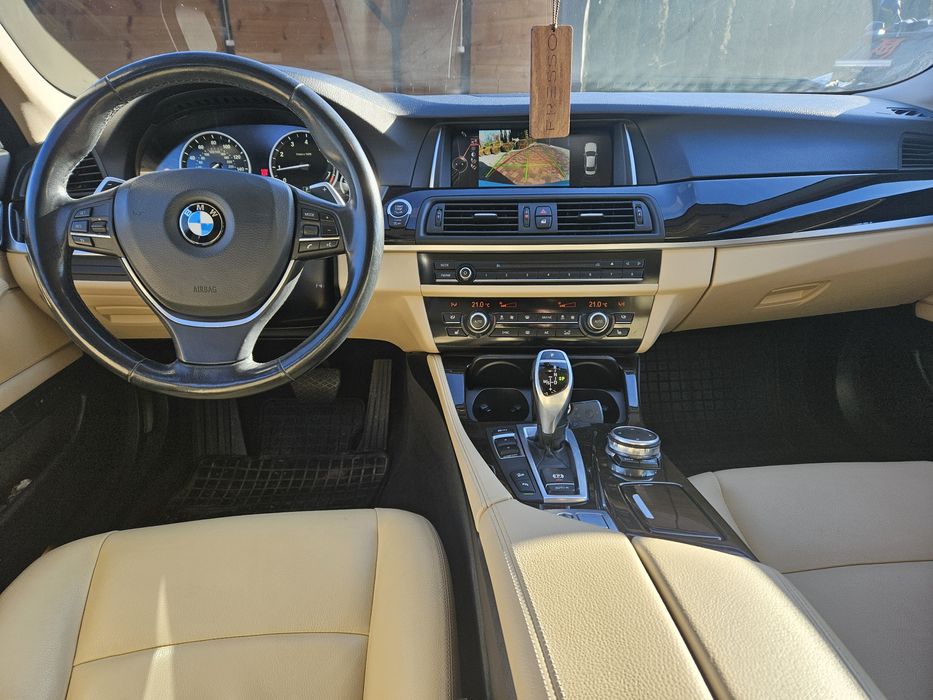 BMW 528I Xdrive 2016