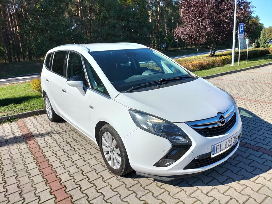 Opel Zafira 1.6 turbo GAZ , 7 osób