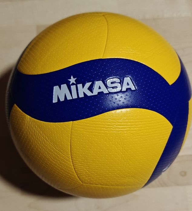 Piłka do siatkówki Mikasa v200w