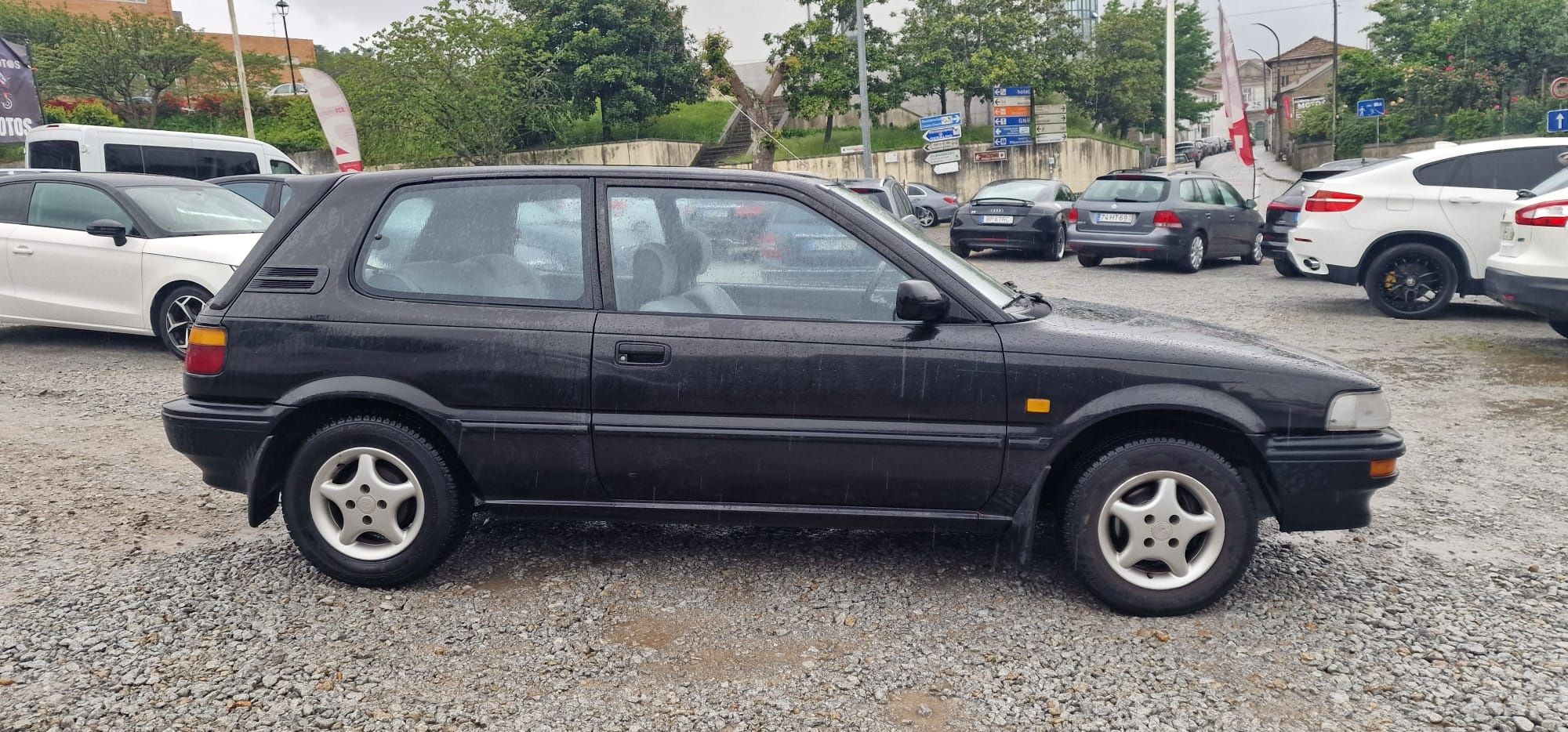 Vendo toyota a gasolina