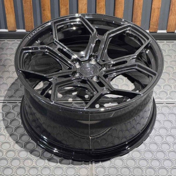 ковані Диски BMW M5 F90 competition R20