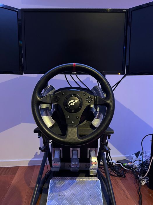 Vendo simulador em muito bom estado