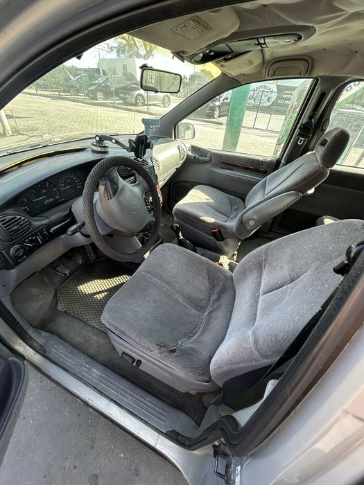 Chrysler voyager 2.5 1500€ esta semana