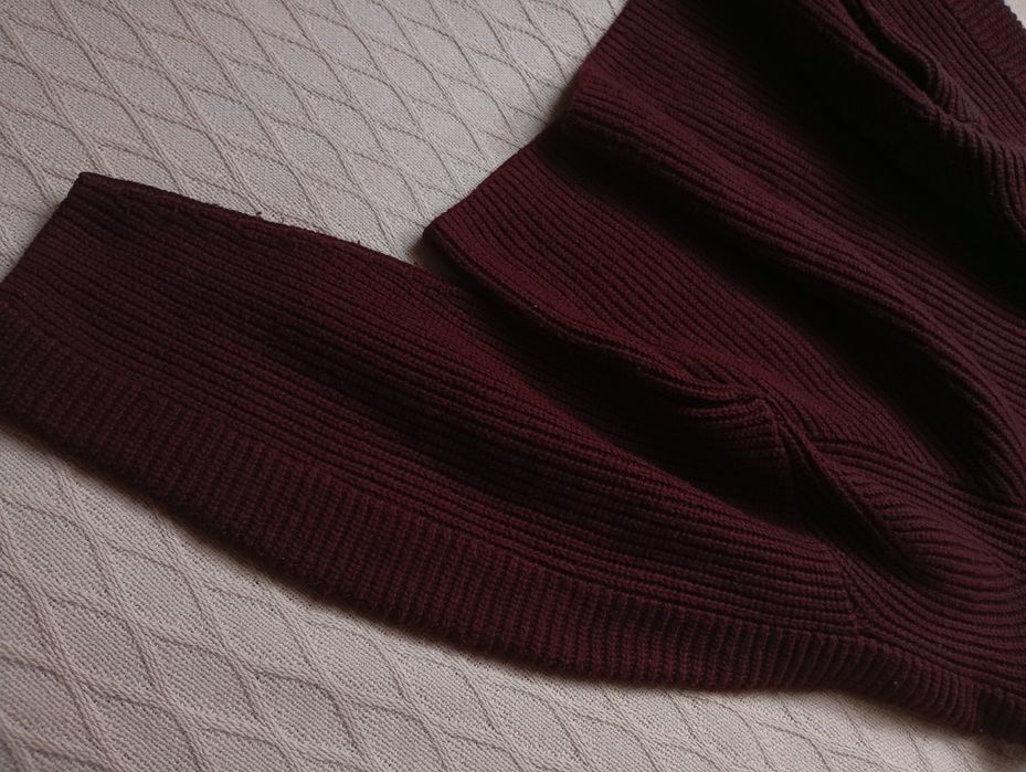 H&M XS-M luźny pudelkowy sweter w kolorze bordowym burgund