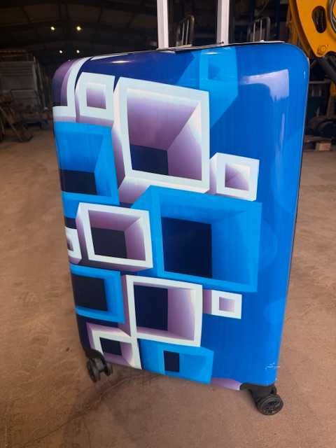 Walizka duża podróżna XL na 4 kółkach pojemna