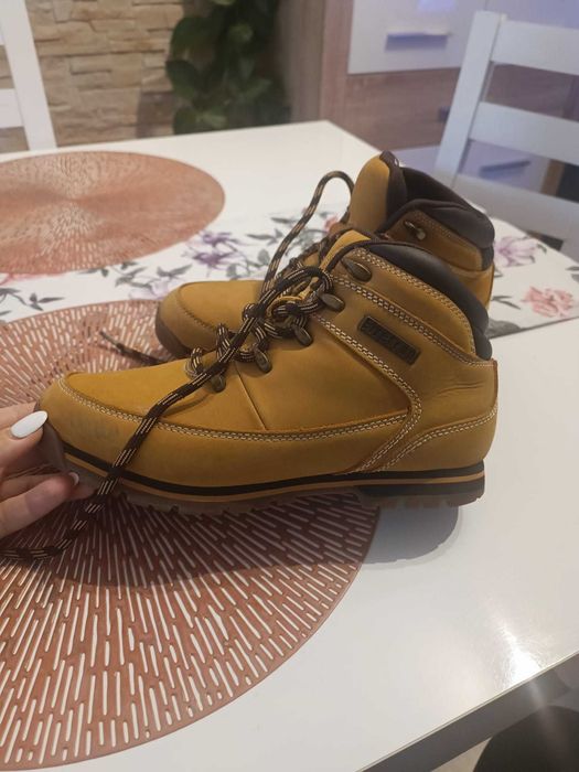 Buty  - trapery chłopięce sznurowane rozmiar 39