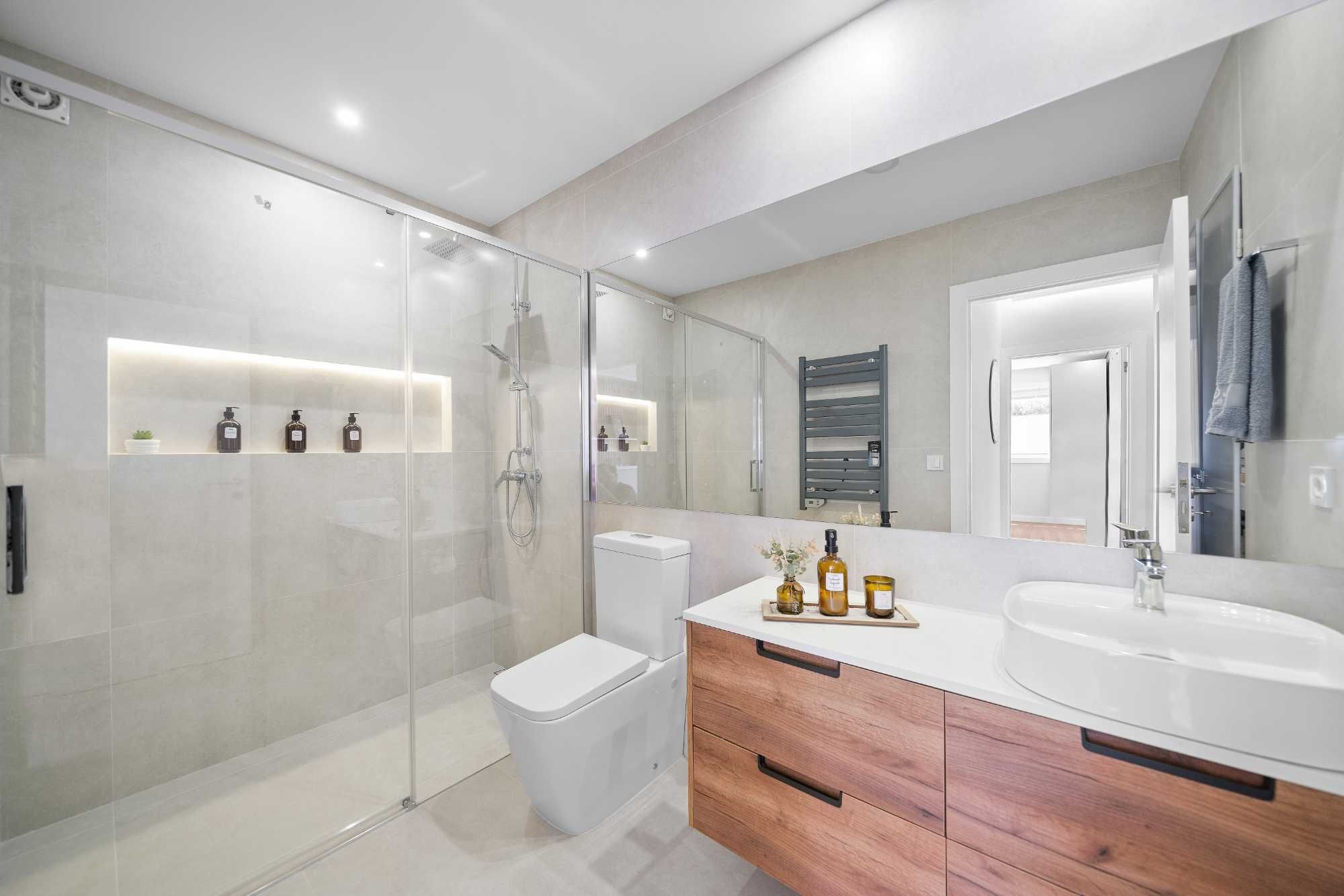 T2+1 Metro Matosinhos Sul +Remodelado +2 Elev +Garagem +Arrumos 15m2