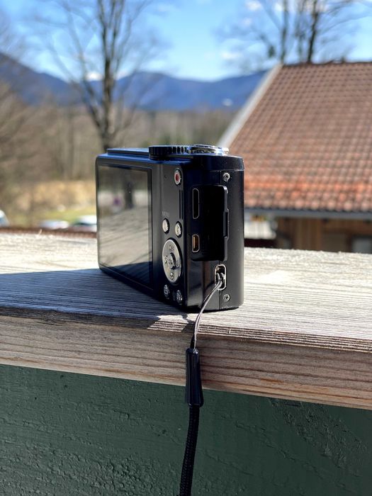 Цифрова камера Samsung WB710