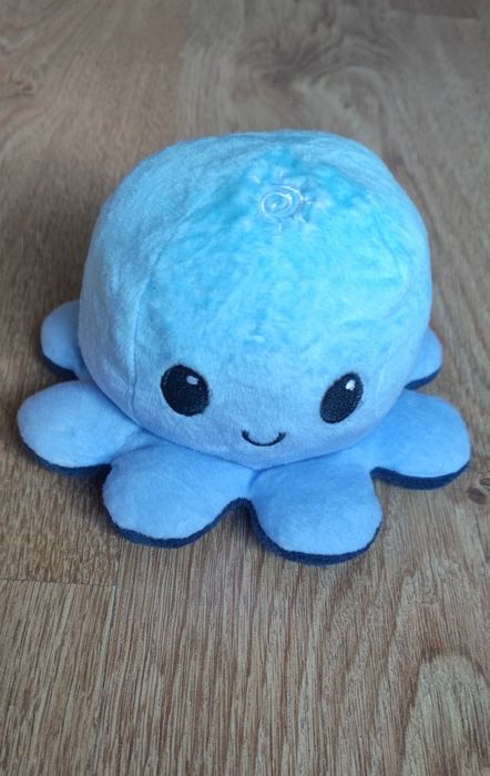 Dwustronna ośmiornica maskotka