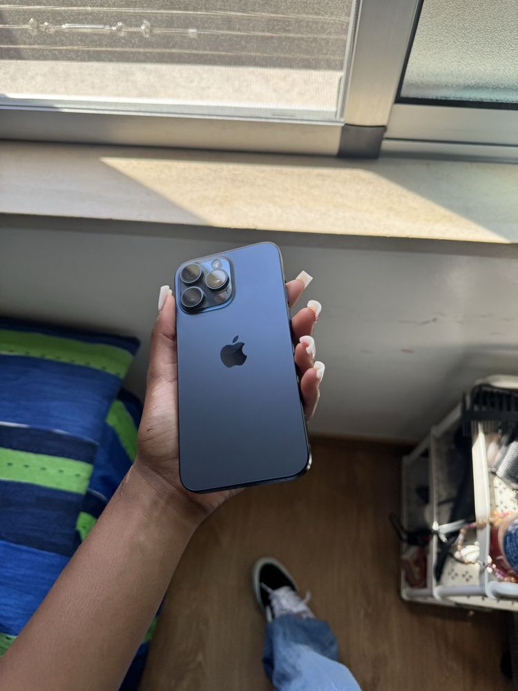 iphone 15 pro max com carregador original