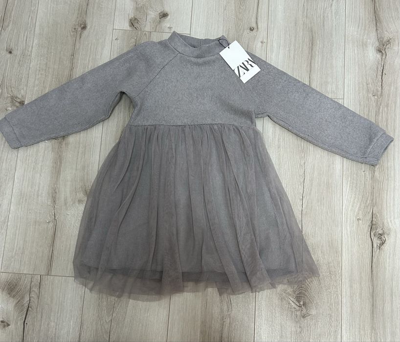 Святкова сукня Zara для дівчинки