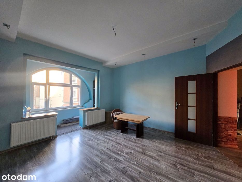 REZERWACJA, 3 duże pokoje w kamienicy, 83 m2, balkon