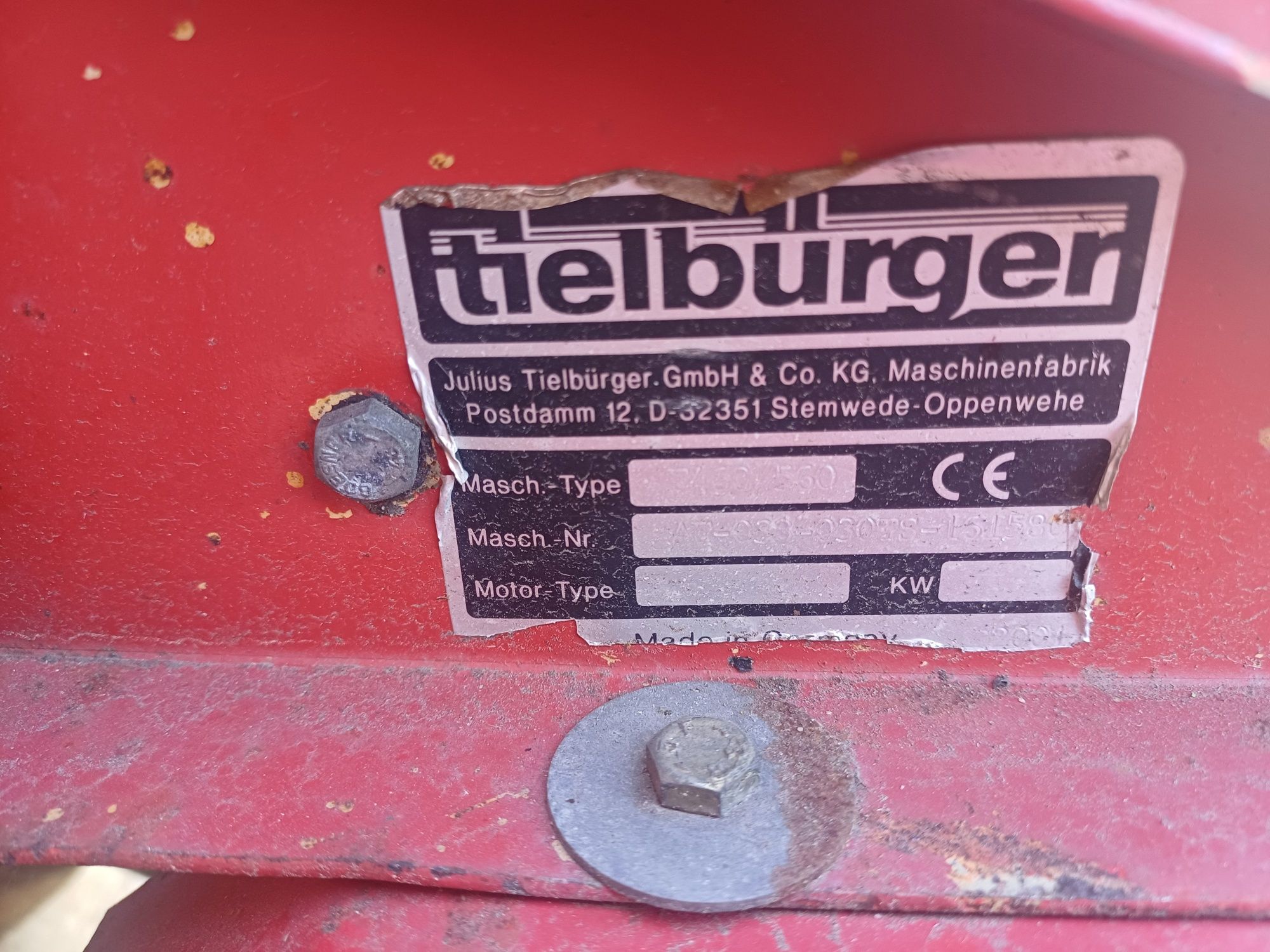 Ciagnik jednoosiowy Honda F560 glebogryzarka Tielburger