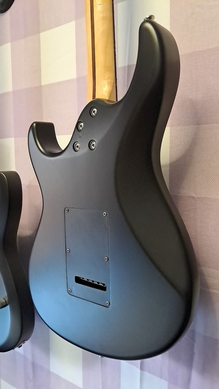 Электрогитара Cort  G 210