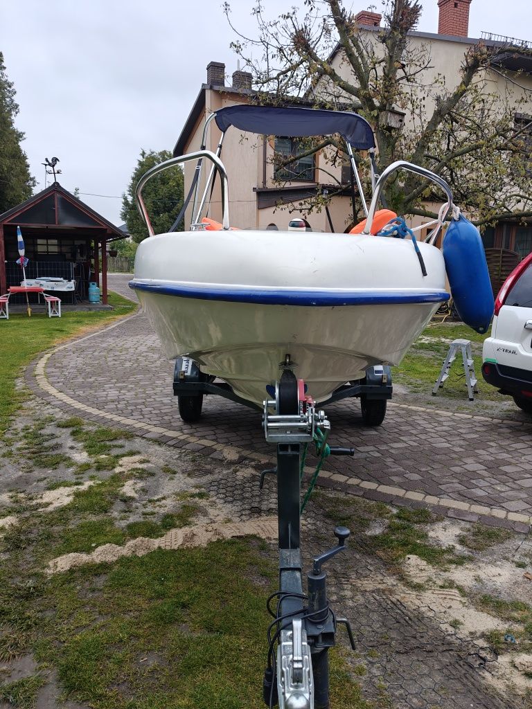 Łódź motorowa sprzedam lub zamienię