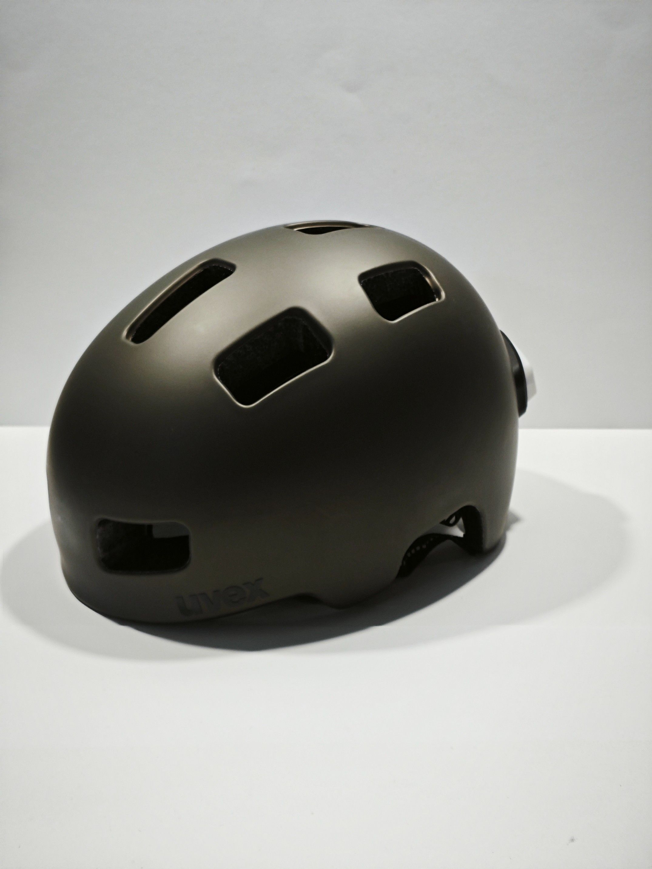Kask Rowerowy Uvex City 4 R. L 58-61 Cm Z Lampką Led
