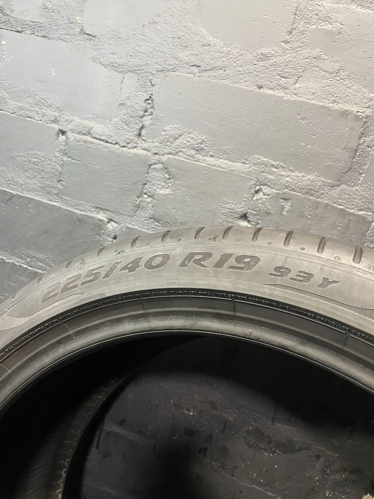 4шт Run Flat 225/40 + 255/35 R19 Pirelli Pzero PZ4