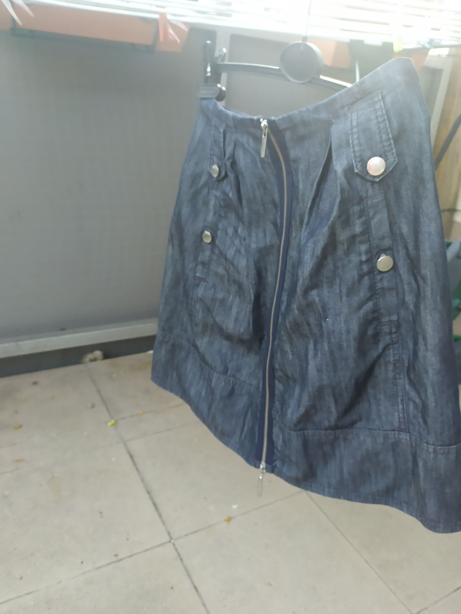Spódnica z cienkiego jeansu Karen Millen