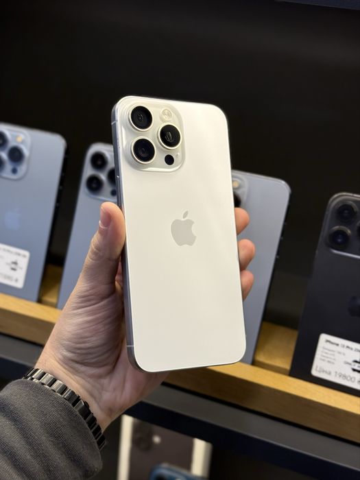 iPhone 15 Pro Max 256 White Titanium Neverlock