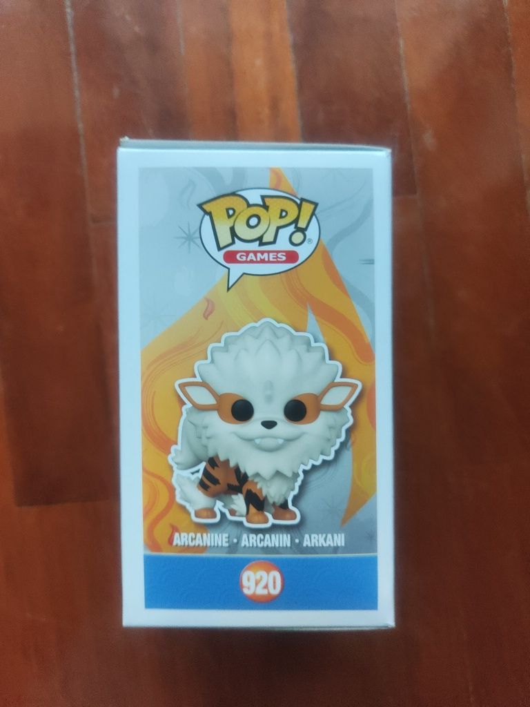 Funko POP Arcanine 920 - NOVO