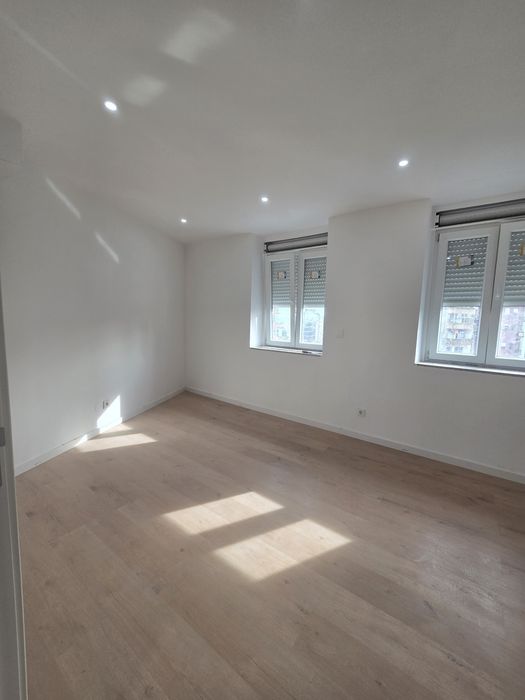 Moradia T3 praça das Flores Porto