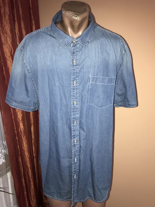 Продам джинсову теніску, тоненький котон, великого розміру.