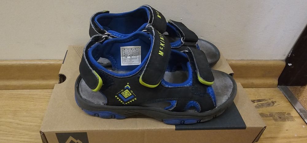 Босоніжки для  хлопчиків 29розмір