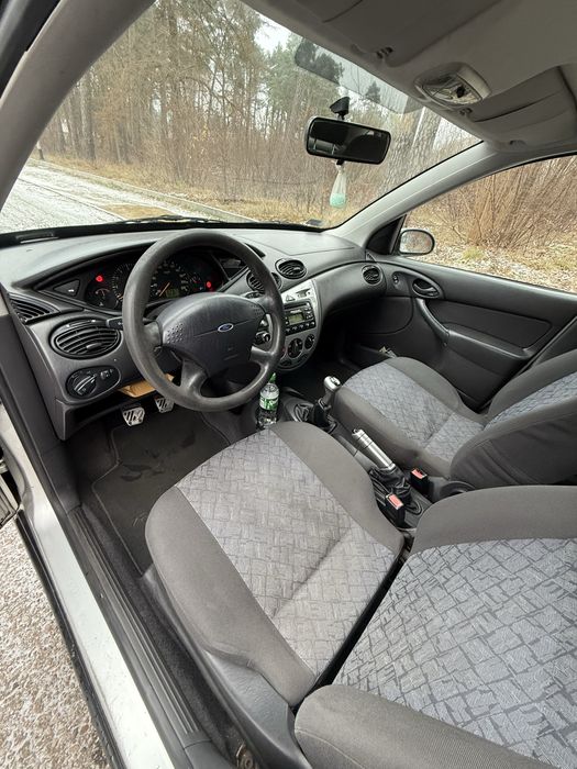 Ford focus 1.8 16v 2000r