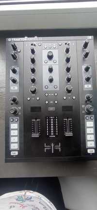 DJ Native Instruments TRAKTOR KONTROL Z2