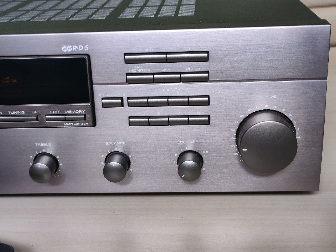 Yamaha RX-395RDS Amplituner jak nowy. Wzmacniacz z tunerem.