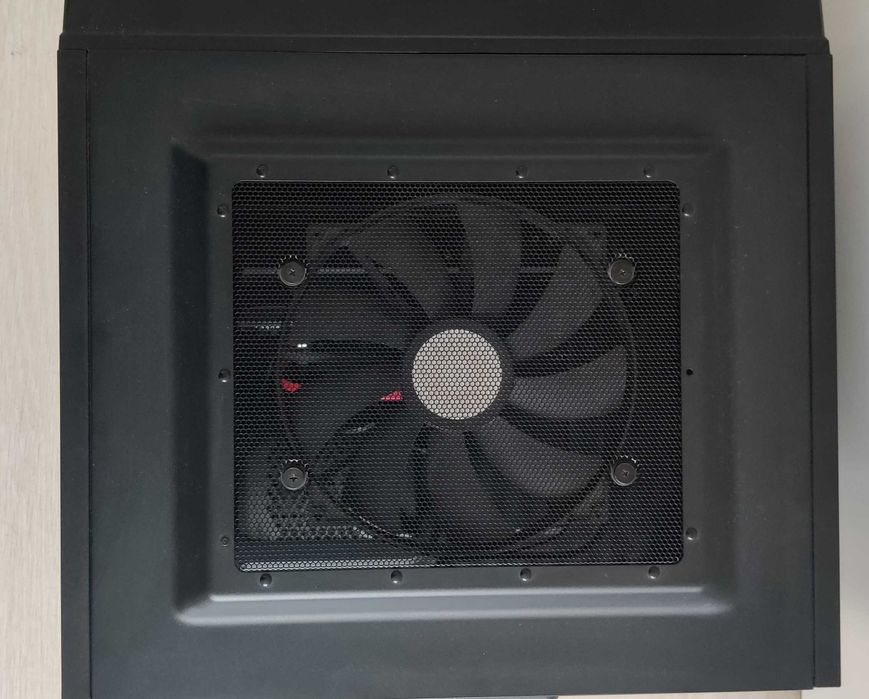 Легендарный корпус ATX Cooler Master HAF XB