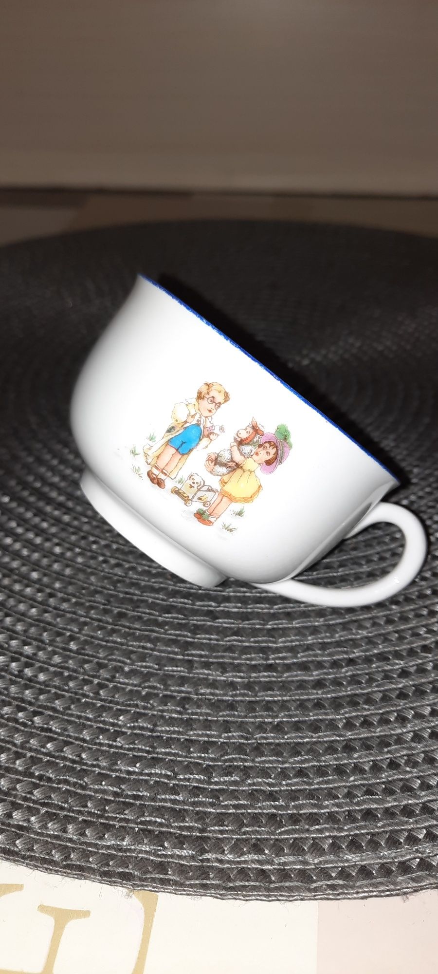Filiżanka porcelana dla dzieci