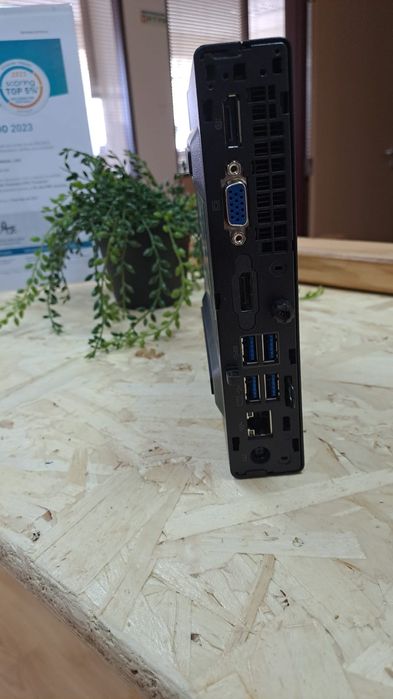 Computador HP + ecrã HP + teclado + rato