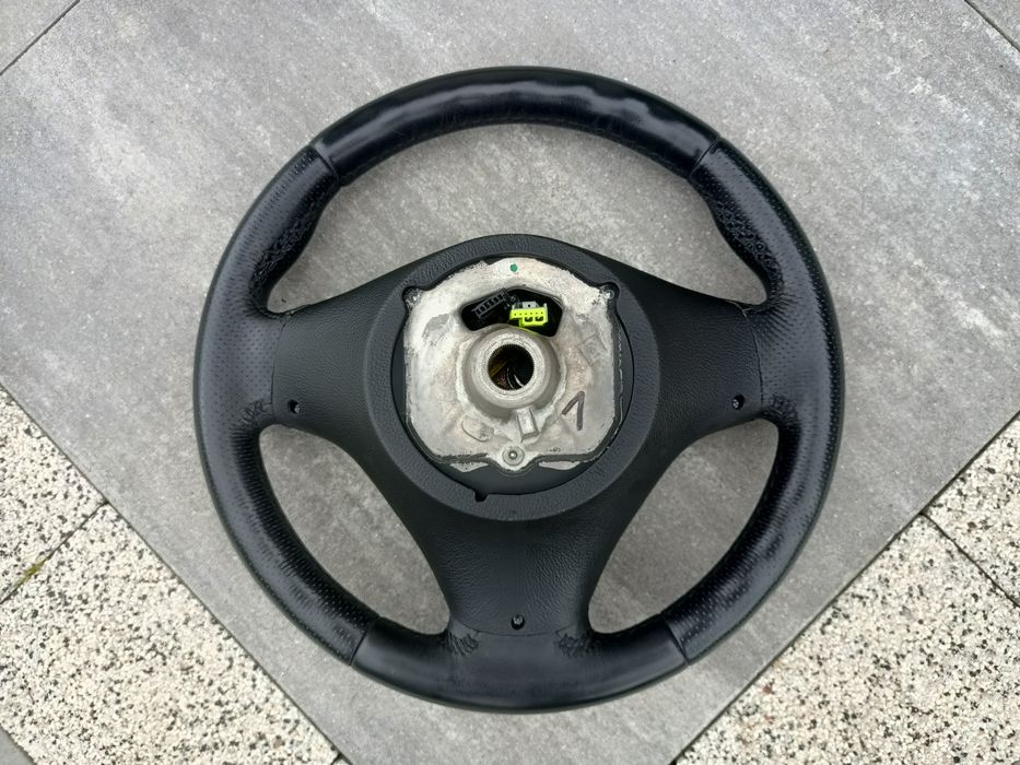 Kierownica Mpakiet z multifunkcją BMW E90 E91 E92 E93 E81 E87 E88 X1