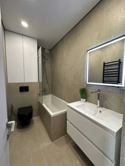 Оренда видової 1-кім квартири в ЖК "White Lines" вул. Васильківська 1