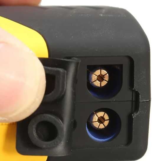 Пусковое устройство 16800 мА·ч для быстрого запуска автомобиля тм15