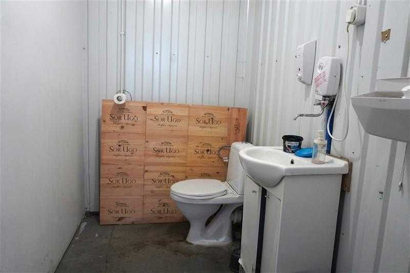 Wynajmę magazyn wysokiego składowania, podłoga niepylna