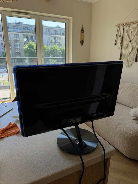 Monitor Philips 227E3 – 21.5” | Używany | BDB Stan | HDMI  Okablowanie