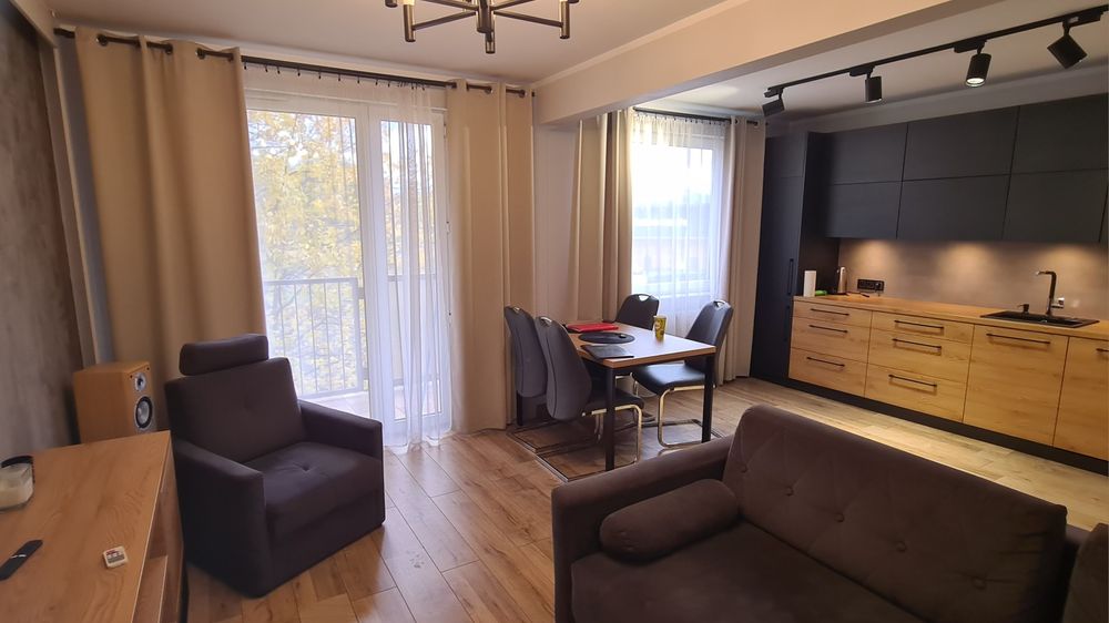 KURDWANÓW, 3 pokoje, 1 piętro, balkon, 60m², parking