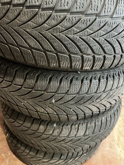 Шини зима Goodyear 185/65r15 ideall