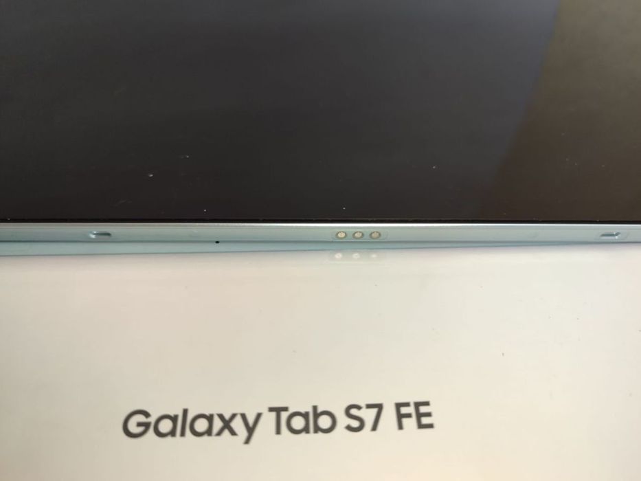 Планшет Samsung s 70fe
Планшет Samsung galaxy tab s7 fe 4/64gb
Планшет